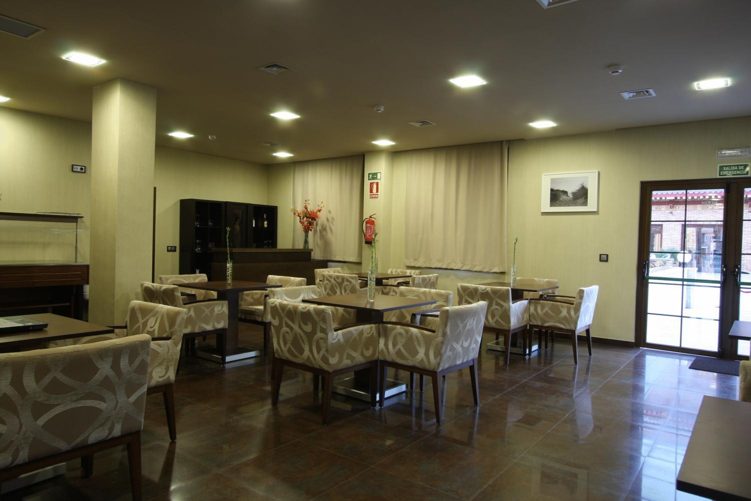Dinastia Hotell Getafe Exteriör bild